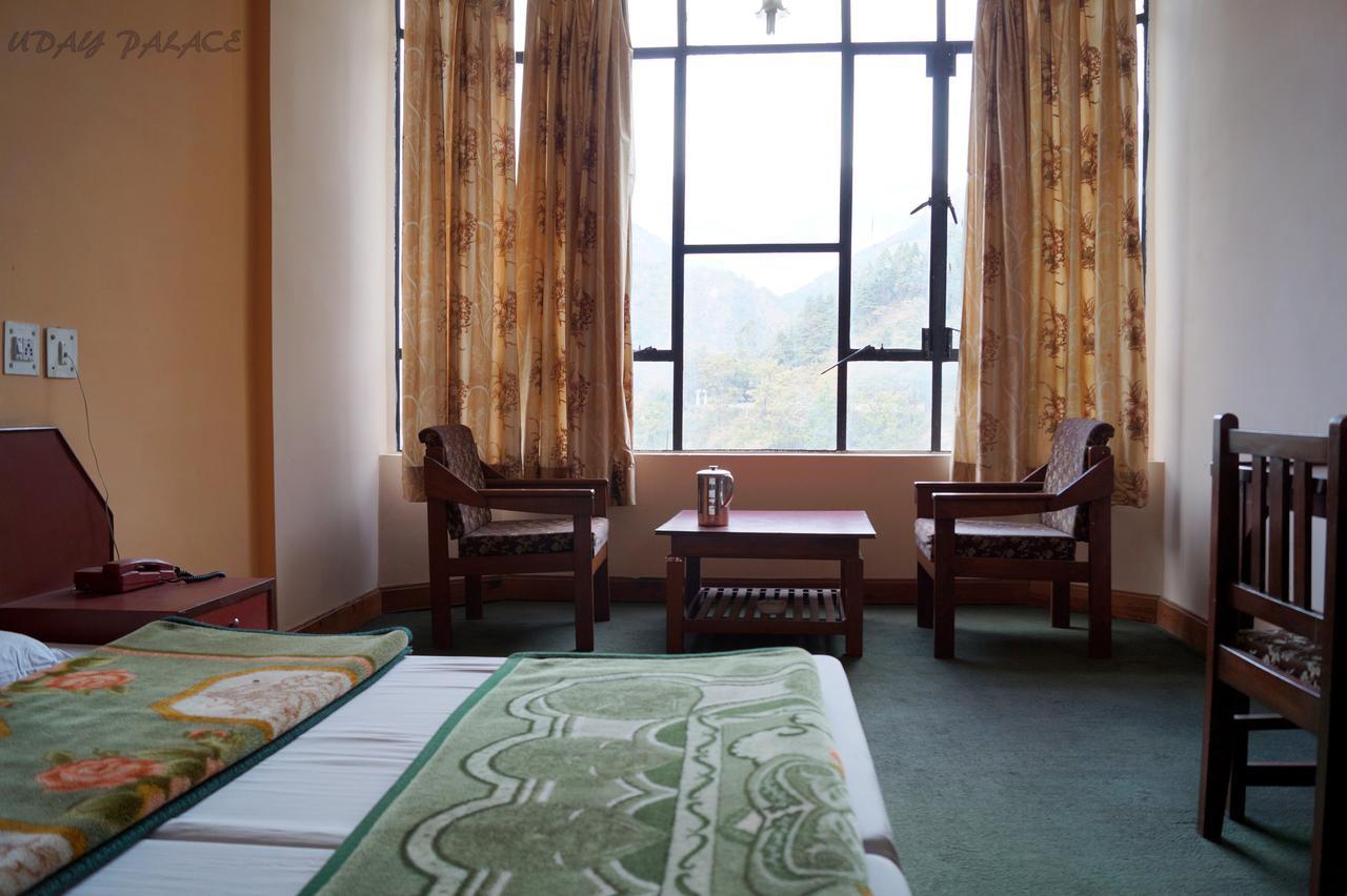 Hotel Uday Palace Pipalkoti Bagian luar foto