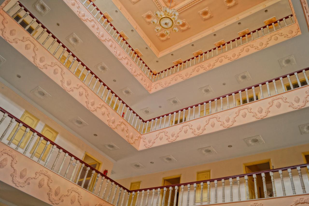 Hotel Uday Palace Pipalkoti Bagian luar foto