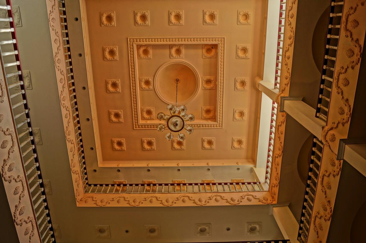 Hotel Uday Palace Pipalkoti Bagian luar foto